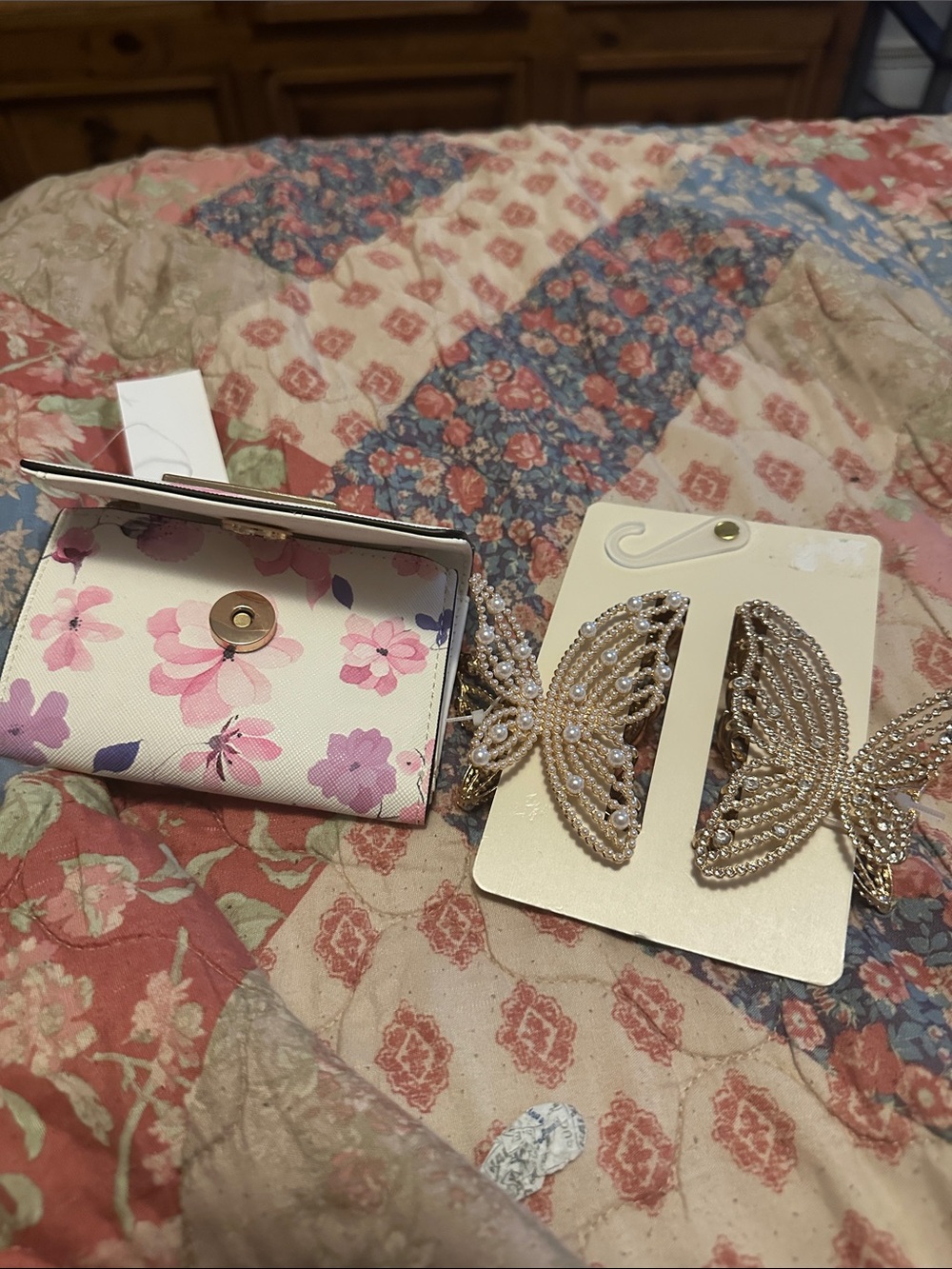 Floral Pink Compact Wallet with Pearl Butterfly Hair Clips